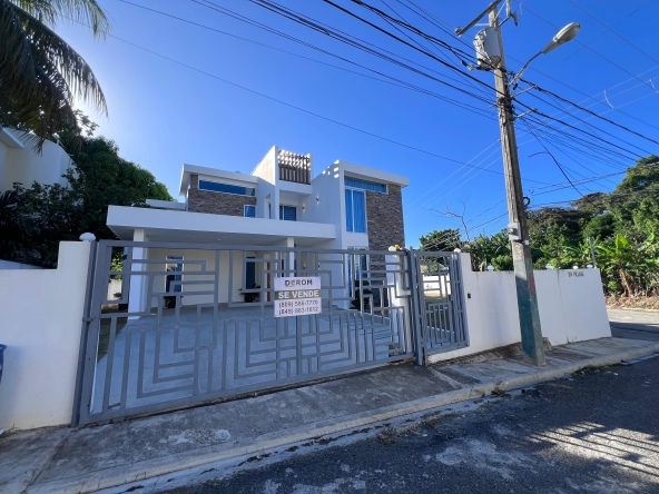 Villa de lujo con energía solar en Puerto Plata, vista exterior