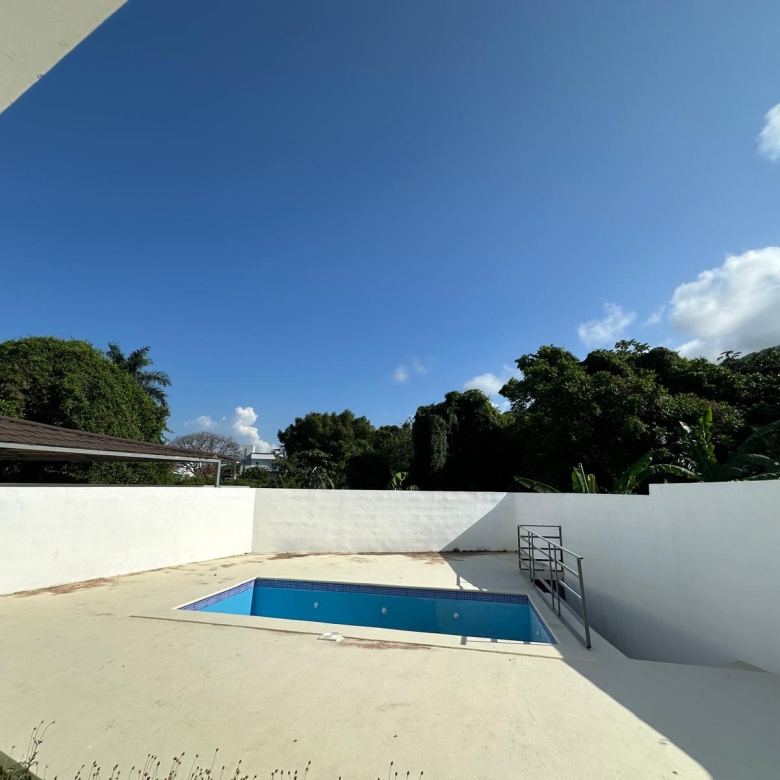 Casa en venta en Torre Alta Puerto Plata con piscina
