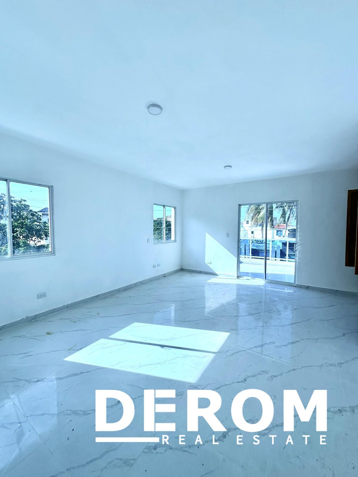 Casa en venta en Torre Alta Puerto Plata con piscina