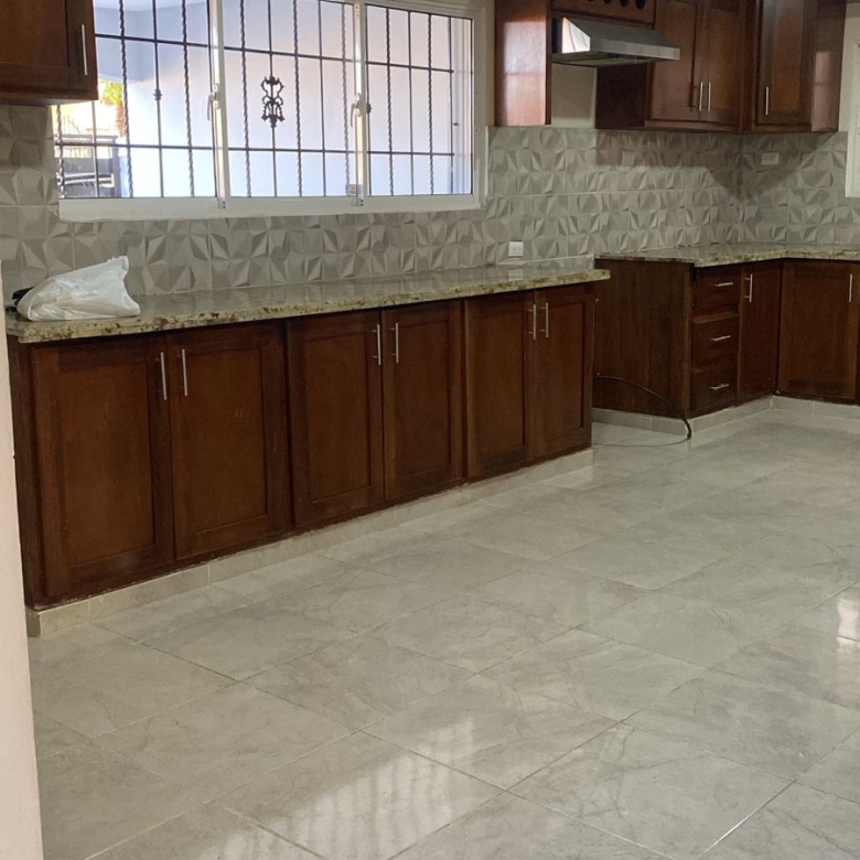 Casa vacía en renta en Torrealta, Puerto Plata