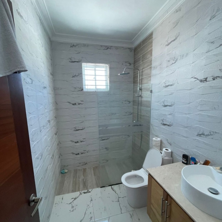 Casa sin muebles en renta con piscina en Torrealta Puerto Plata