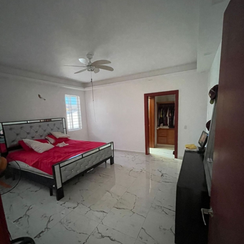 Casa sin muebles en renta con piscina en Torrealta Puerto Plata