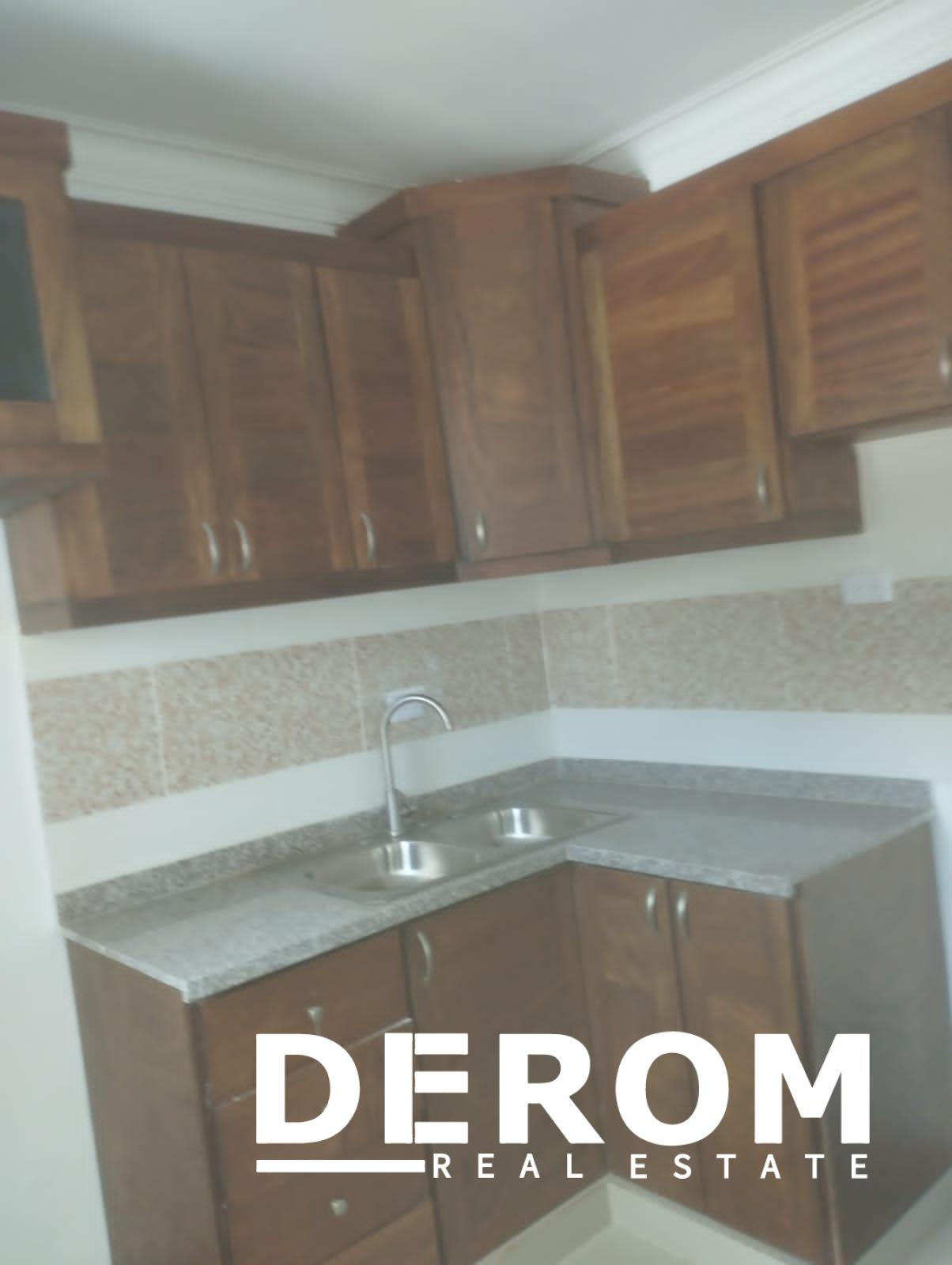 casa sin muebles con piscina en Torre Alta Puerto Plata