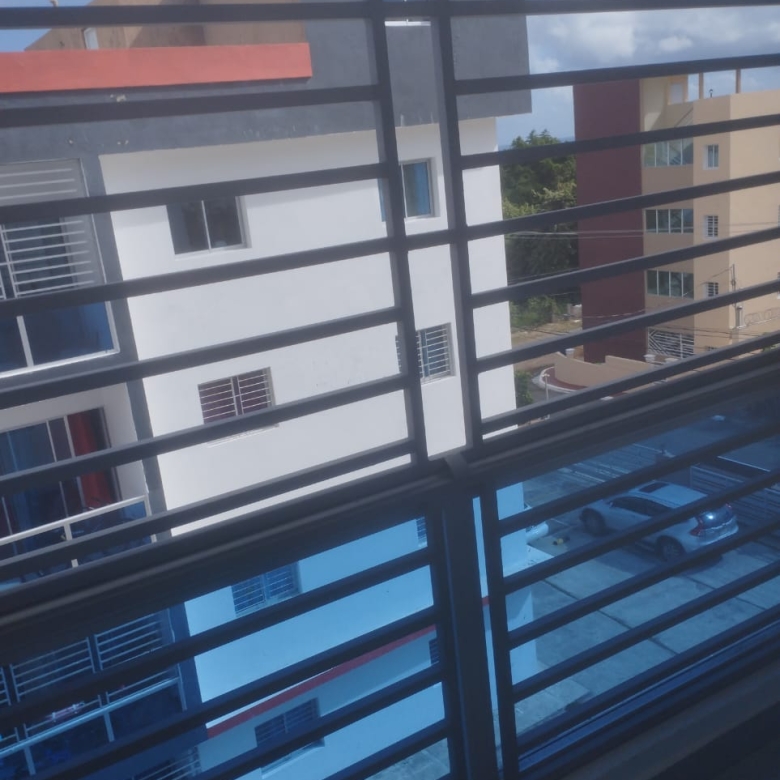casa sin muebles con piscina en Torre Alta Puerto Plata