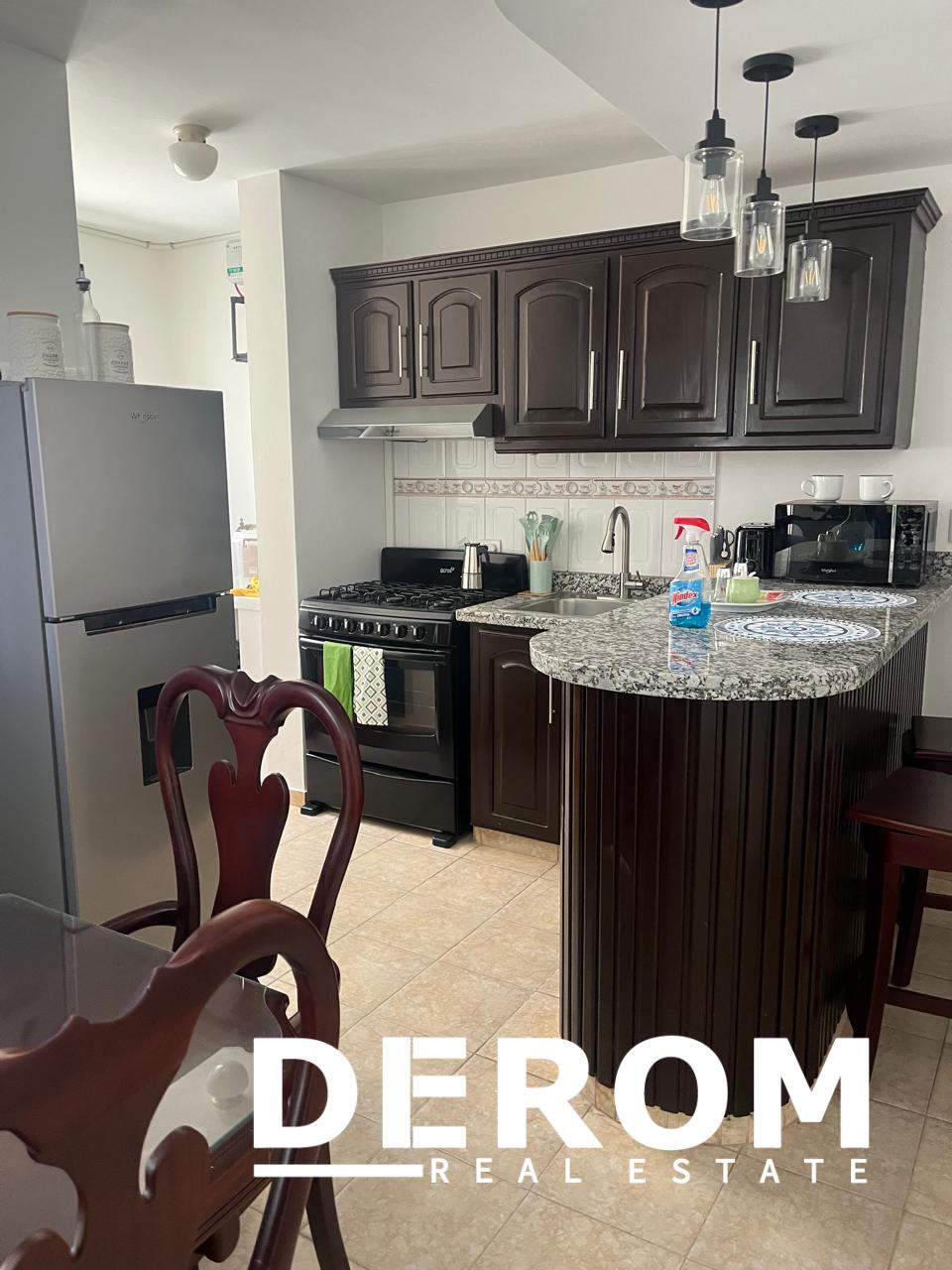 Casa de dos niveles en venta en Puerto Plata