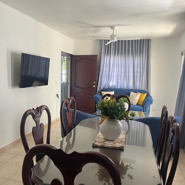 vvCasa de dos niveles en venta en Puerto Plata