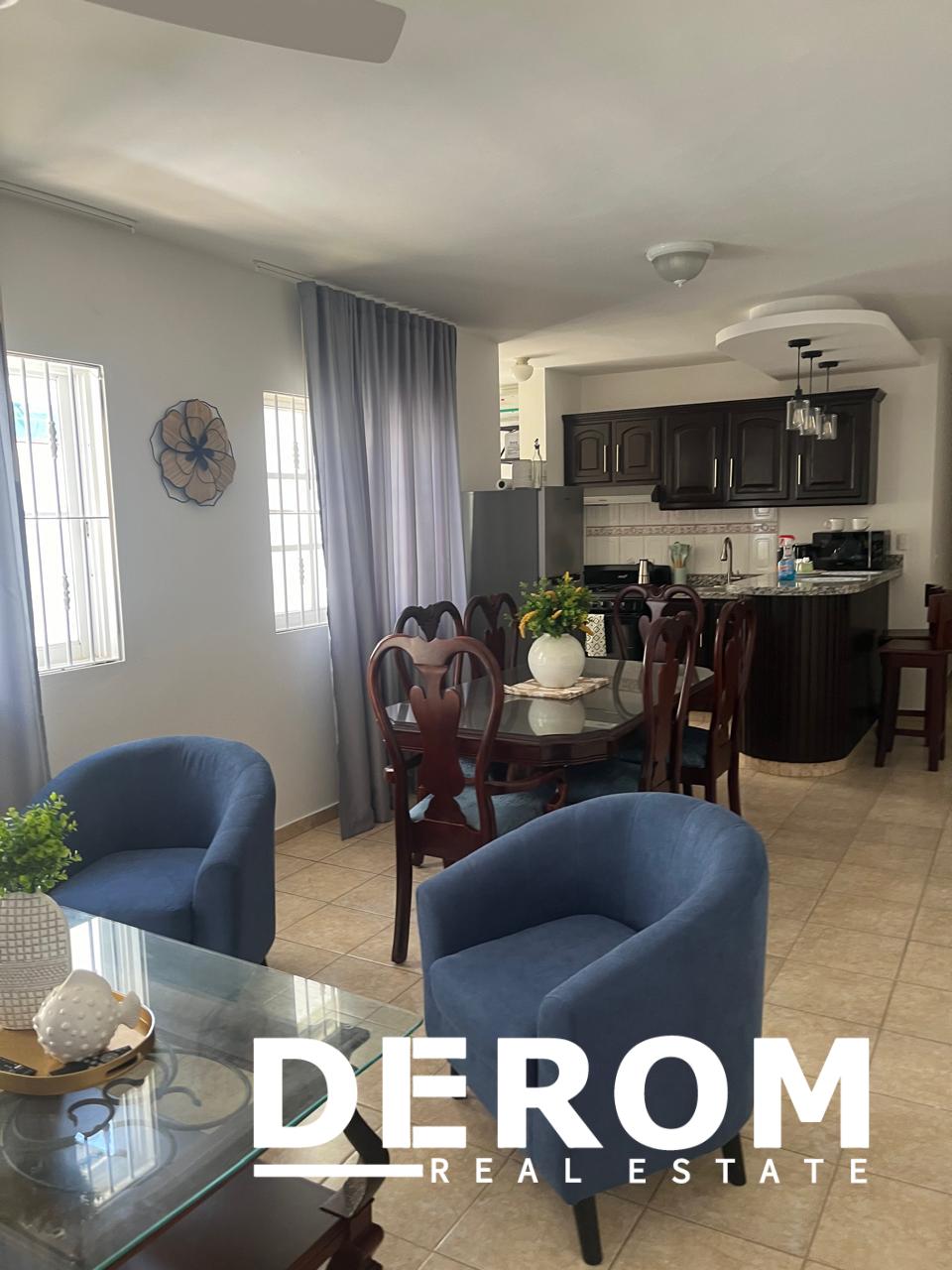 Casa de dos niveles en venta en Puerto Plata