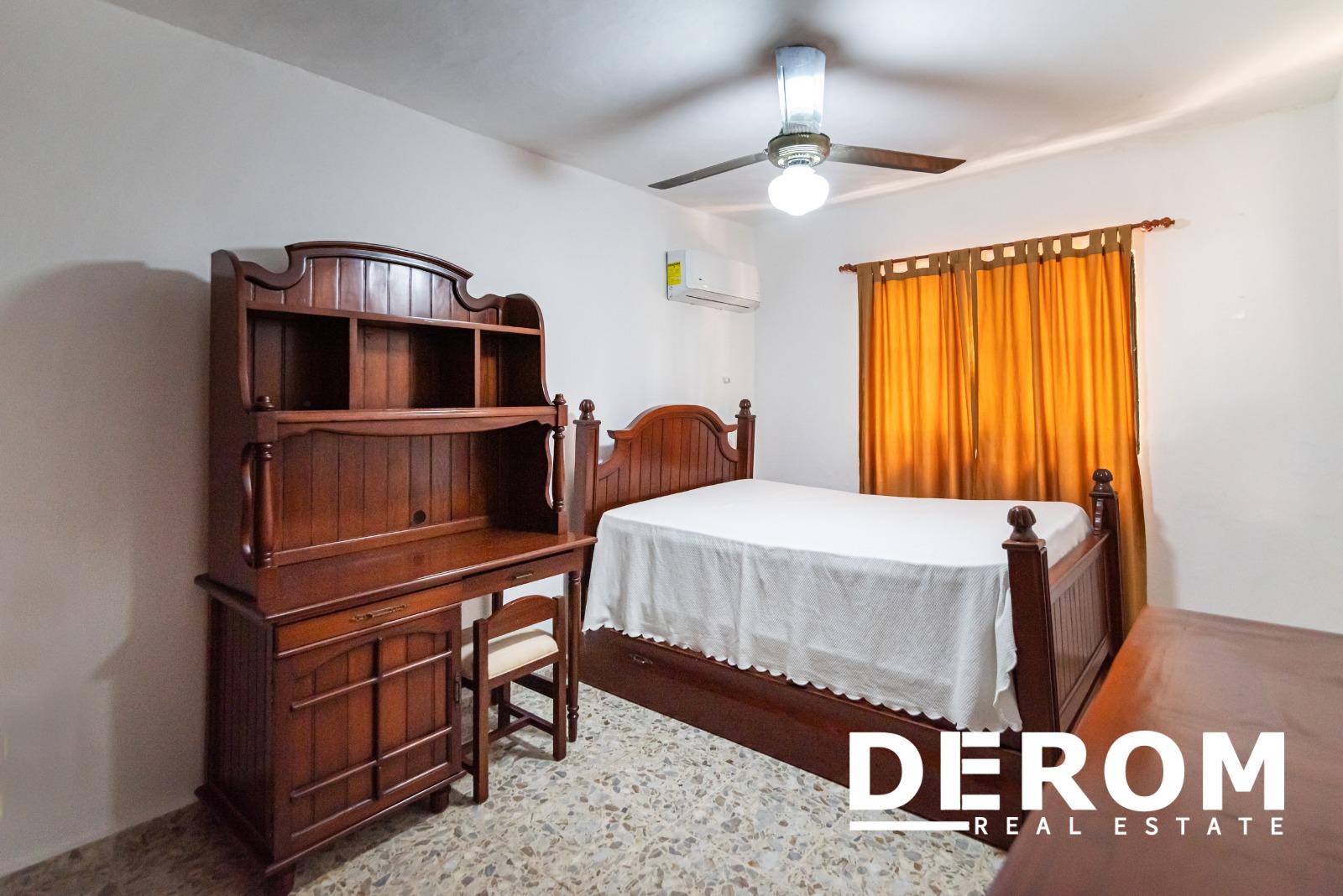 Casa de dos niveles en venta en Puerto Plata