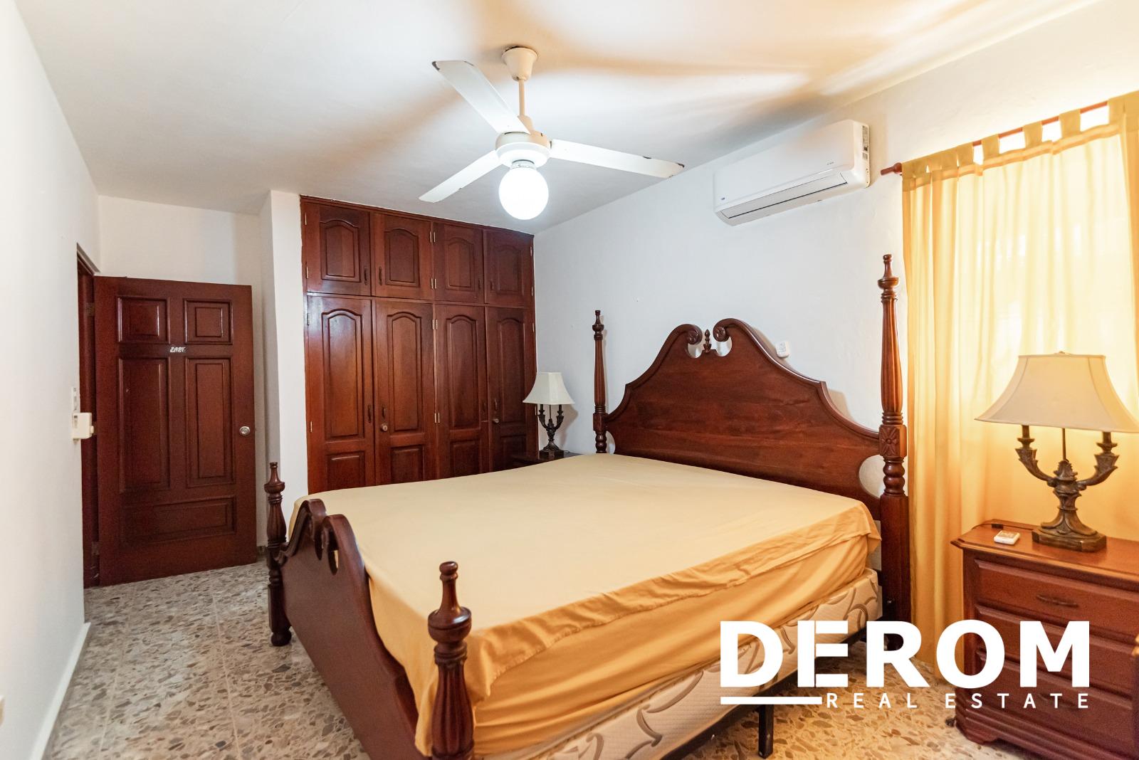 Casa de dos niveles en venta en Puerto Plata