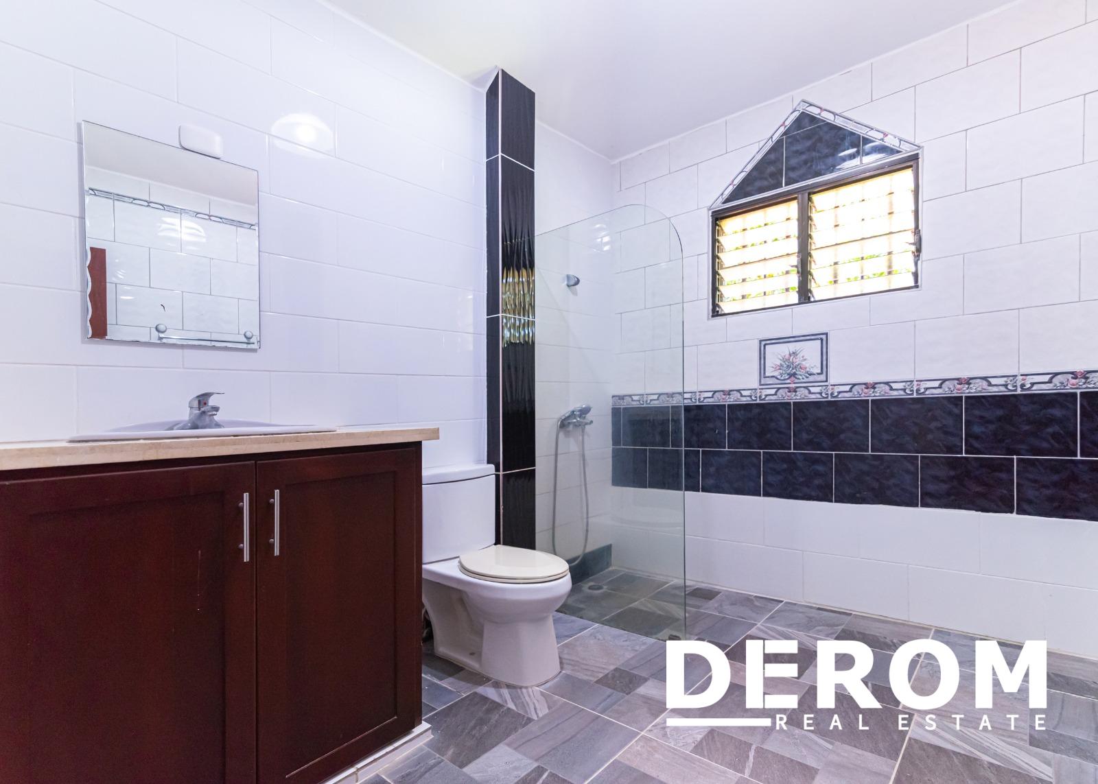 Casa de dos niveles en venta en Puerto Plata