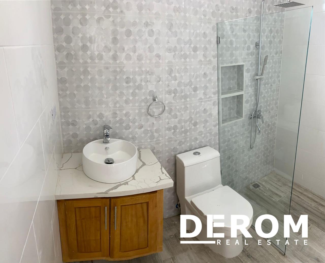 Casa en venta en Residencial El Doral con piscina privada
