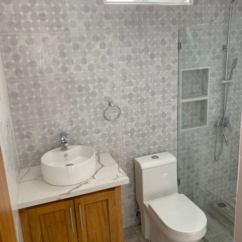 Casa en venta en Residencial El Doral con piscina privada