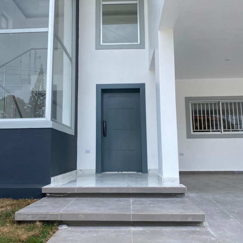 Casa en venta en Residencial El Doral con piscina privada