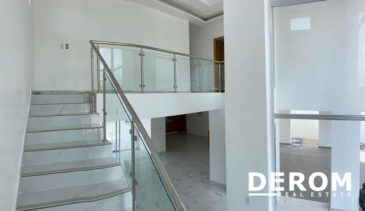 Casa en venta en Residencial El Doral con piscina privada
