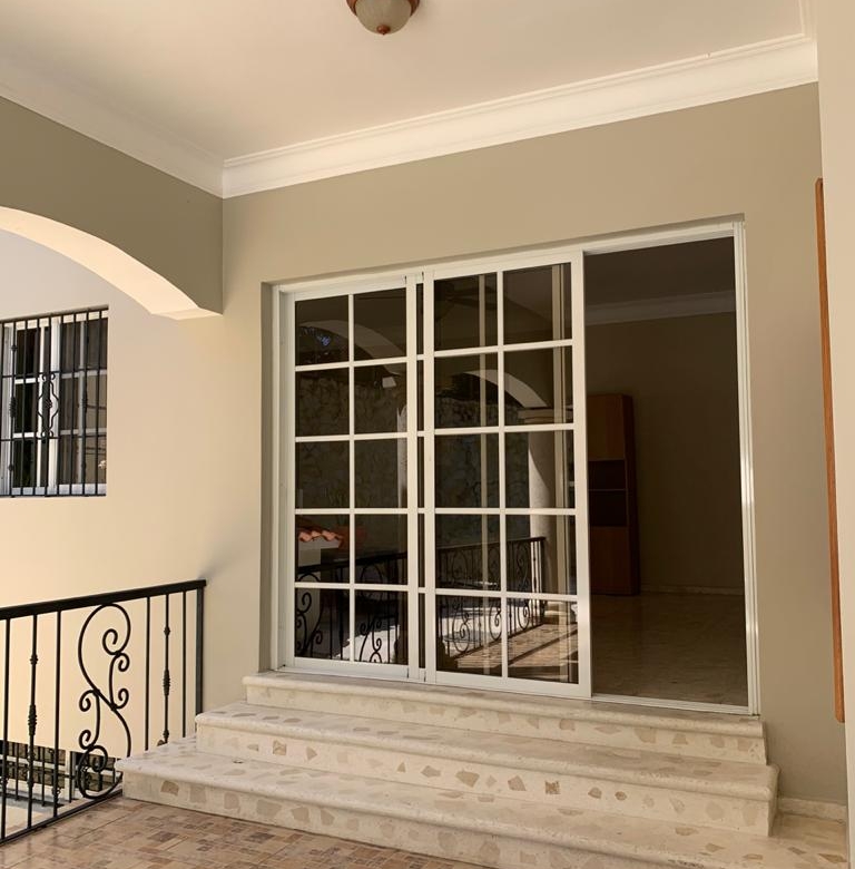 Casa amueblada en renta en Urbanización Bayardo Puerto Plata