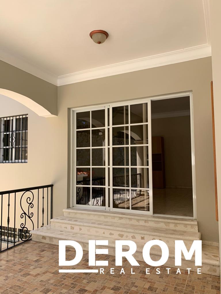 Casa amueblada en renta en Urbanización Bayardo Puerto Plata
