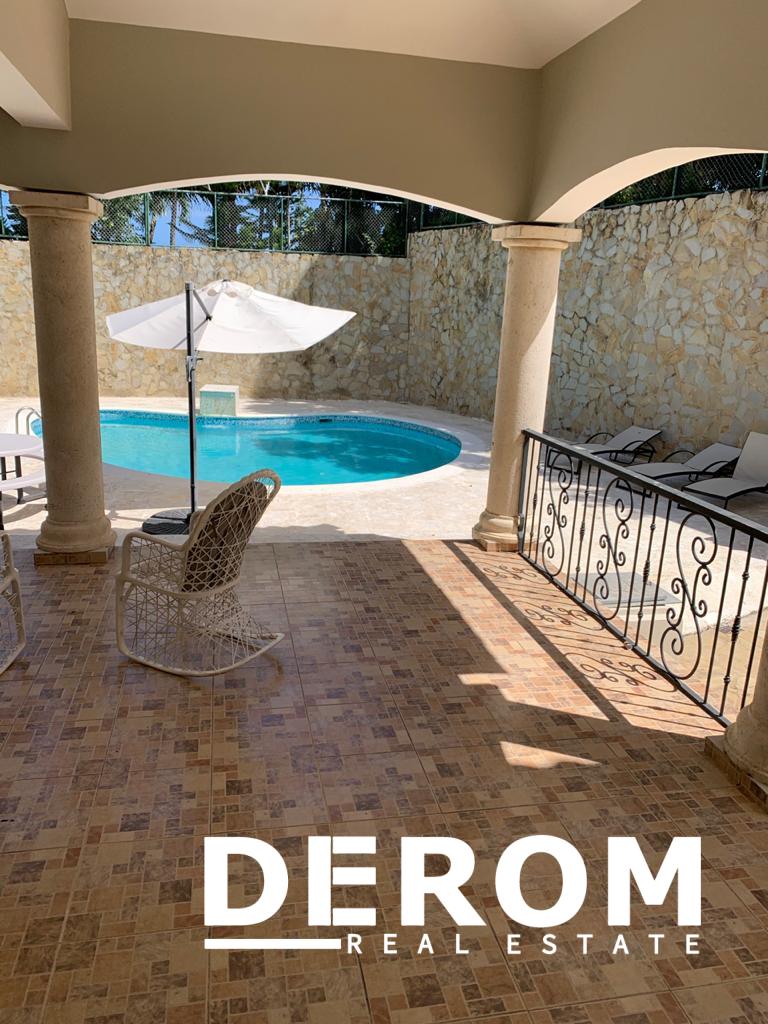Casa amueblada en renta en Urbanización Bayardo Puerto Plata