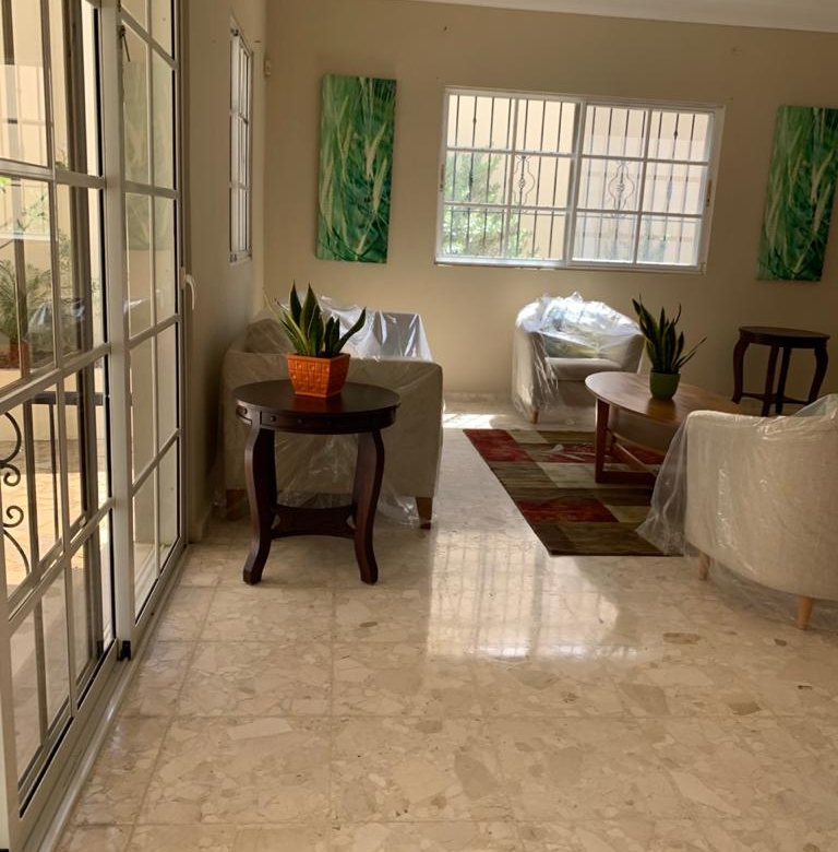 Casa amueblada en renta en Urbanización Bayardo Puerto Plata