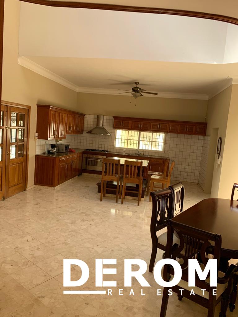 Casa amueblada en renta en Urbanización Bayardo Puerto Plata