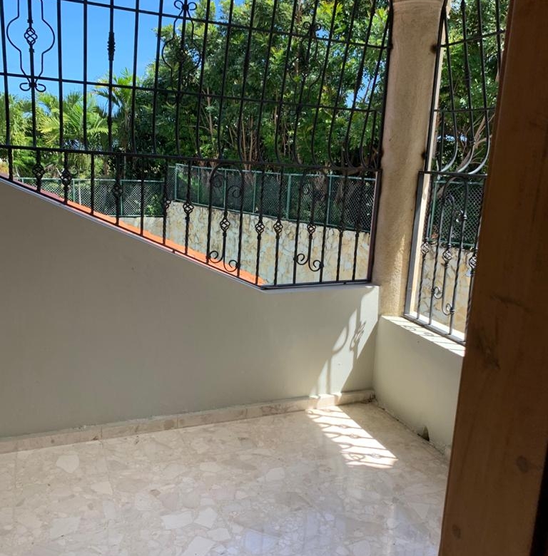 Casa amueblada en renta en Urbanización Bayardo Puerto Plata