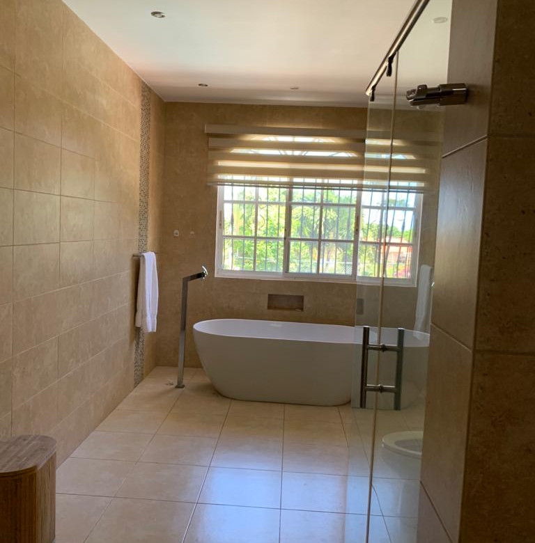 Casa amueblada en renta en Urbanización Bayardo Puerto Plata