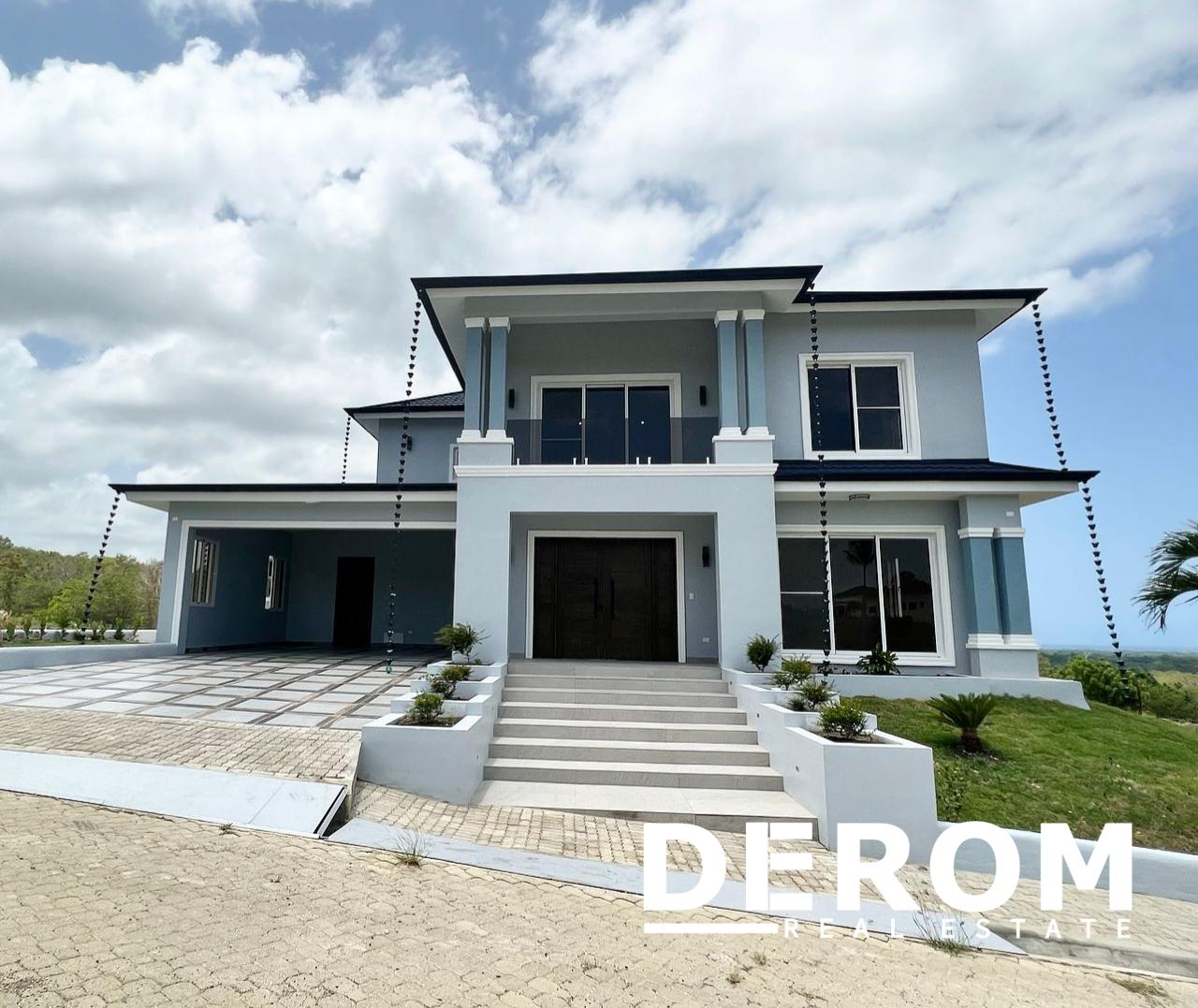 Casa de lujo con piscina y vista al mar en venta en Puerto Plata