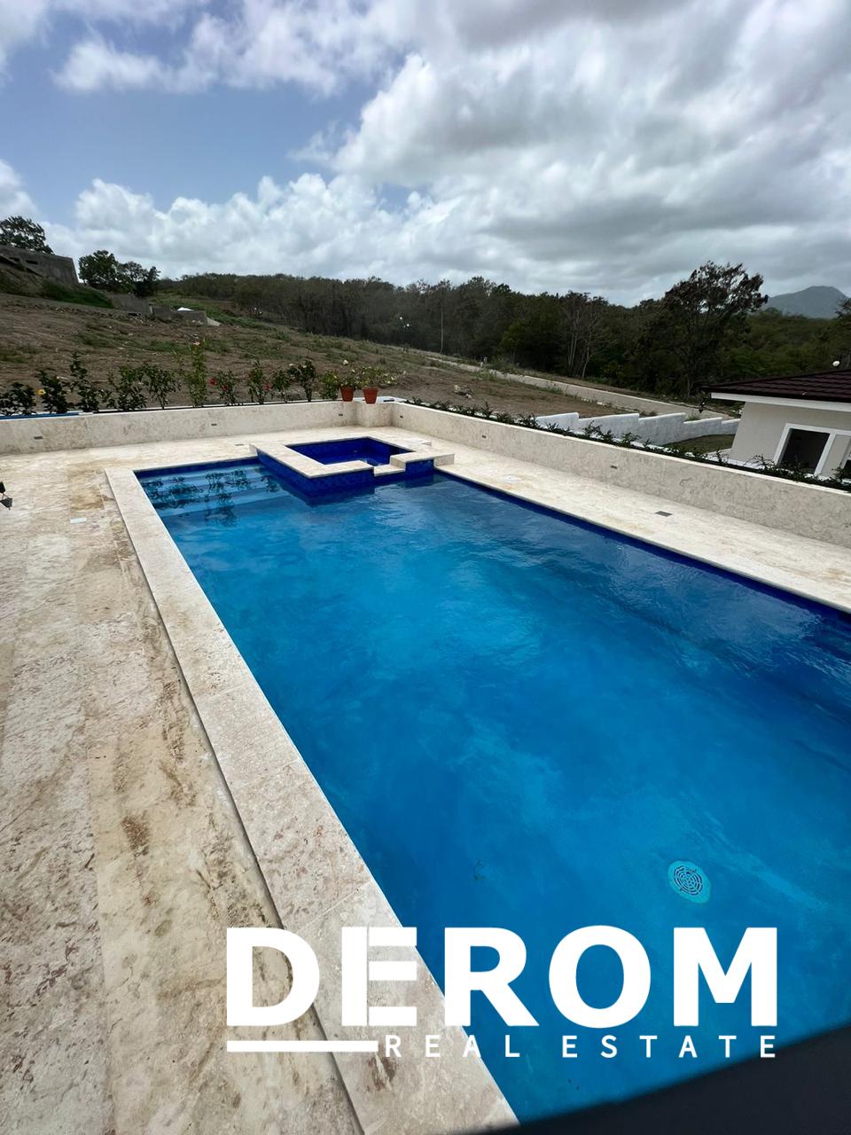 Casa de lujo con piscina y vista al mar en venta en Puerto Plata