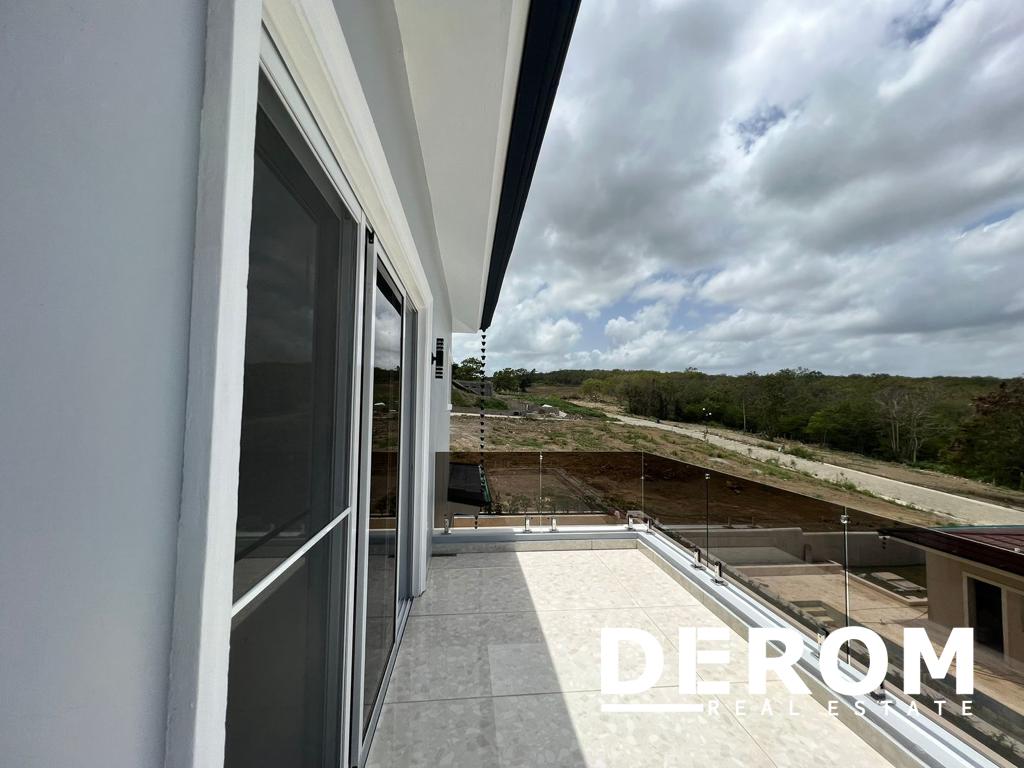 Casa de lujo con piscina y vista al mar en venta en Puerto Plata