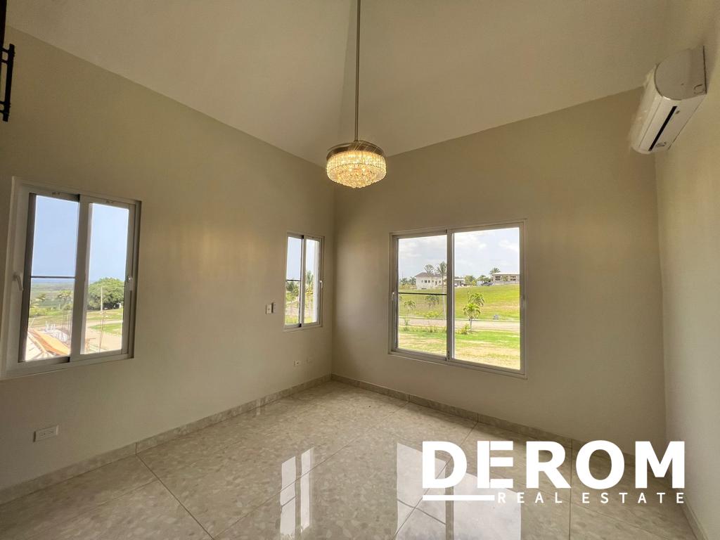 Casa de lujo con piscina y vista al mar en venta en Puerto Plata